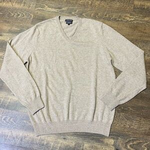 Mantovani Studio Italy 100% Cashmere V-Neck Sweater Men's Size Large Tan Beige